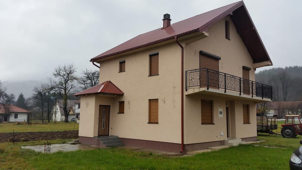קולאסין Apartments Breza מראה חיצוני תמונה